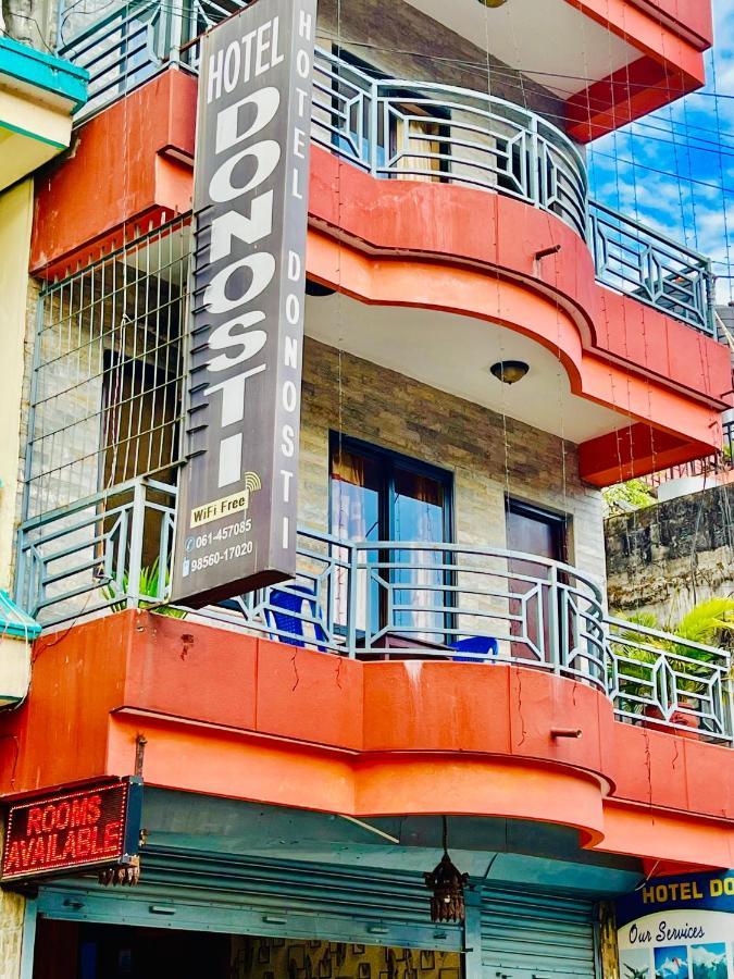 Hotel Donosti ポカラ エクステリア 写真